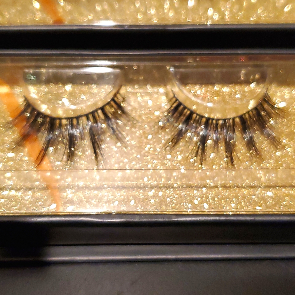 Lashes